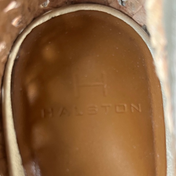 Halston Metallic Flats with Intricate Design - Picture 5 of 7